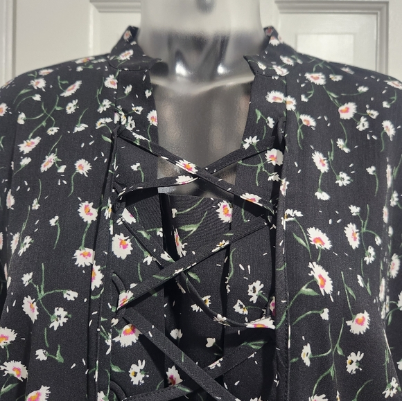 Lane Bryant Floral Print Top 14 - Picture 4 of 7